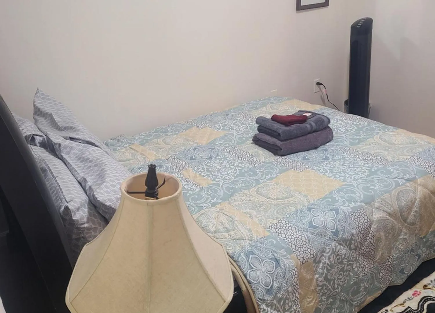 Grace Room 4 Newark 0*,  United States
